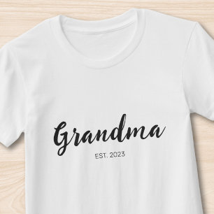 Black Script Oma gegründet  T-Shirt
