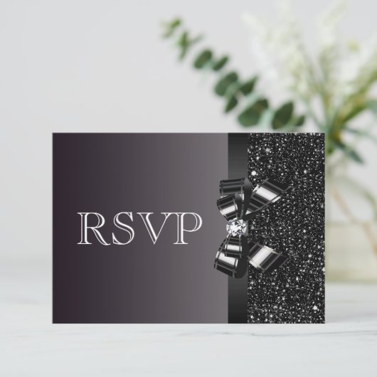 Black Sequins, Bow & Diamond UAWG Wedding RSVP Karte (Stehend Vorderseite)