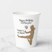 Black Silhouette Kids Karate Geburtstag Pappbecher (Rückseite)