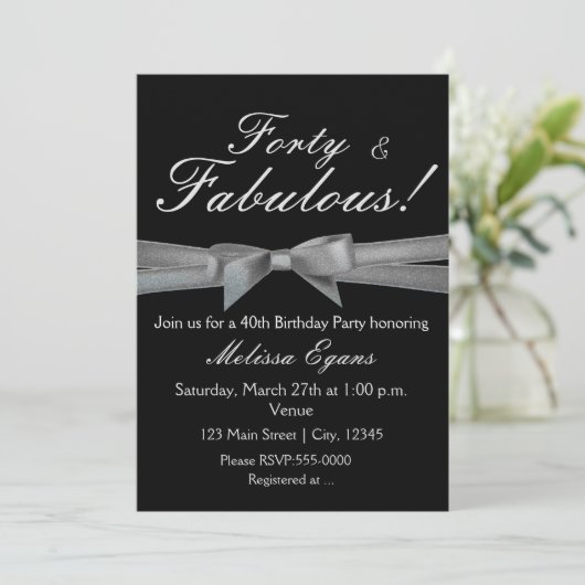 Black & Silver Bow Party Chic Event Einladung (Stehend Vorderseite)