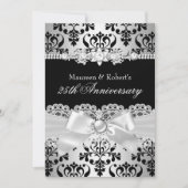 Black Silver Damask Pearl Bow 25-jähriges Bestehen Einladung (Vorderseite)