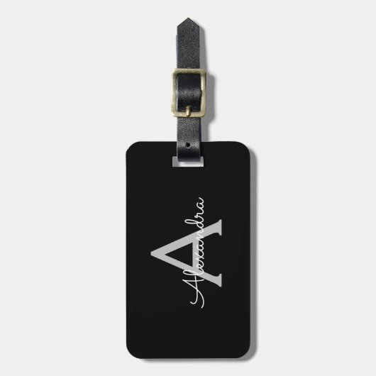 Black Silver Modern Script Girl Monogram Name Gepäckanhänger (Vorderseite vertikal)