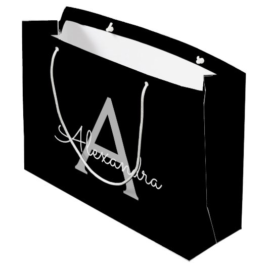 Black Silver Modern Script Girl Monogram Name Große Geschenktüte (Rückseite Schrägansicht)