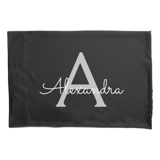 Black Silver Modern Script Girl Monogram Name Kissenbezug (Vorderseite)