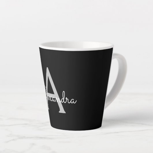 Black Silver Modern Script Girl Monogram Name Milchtasse (Rechte Ecke)
