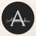 Black Silver Modern Script Girl Monogram Name Runder Pappuntersetzer<br><div class="desc">Untersetzer für einfache,  schwarze und silberne Script-Monogram-Namenspapiere. Dies macht den perfekten Abschluss,  Geburtstag,  Hochzeit,  Brautparty,  Jubiläum,  Babydusche oder Junggeselinnen-Abschied Geschenk für jemanden,  die Lieben glamourösen Luxus und schicke Stile.</div>