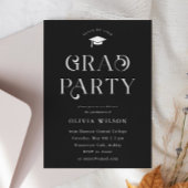 Black Simple Typografy Grad Party Einladung