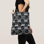 Black Skulls on Black White Stripe Pattern Tasche (Von Nahem)