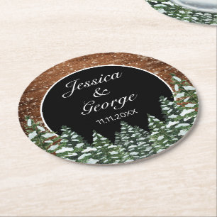 Black Snowy Wood & Forest Pine Country Wedding Runder Pappuntersetzer