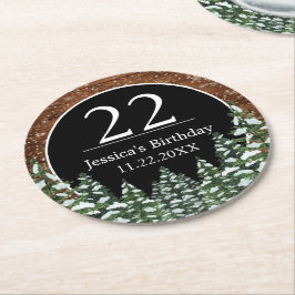 Black Snowy Wood & Forest Pine Geburtstag Runder Pappuntersetzer