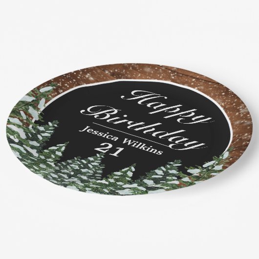 Black Snowy Wood & Forest Pine Happy Birthday Pappteller (Schrägansicht)