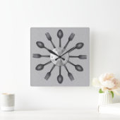 Black Spoons and Forks Wall Clock Quadratische Wanduhr (Zuhause)
