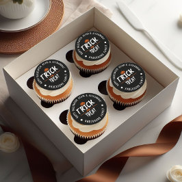 Black Stylish Halloween "Trick or Treat" Print Runder Aufkleber