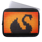 Black Swan Artisan Crochet Print Electronics Bag Laptopschutzhülle (Vorderseite)