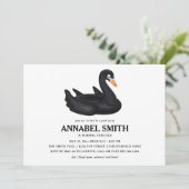 Black Swan Float Birthday Pool Party Einladung (Stehend Vorderseite)