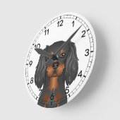 Black & Tan Cavalier King Charles Spaniel Dog Head Runde Wanduhr (Winkel)