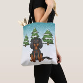 Black Tan Cavalier King Charles Spaniel im Winter Tasche (Von Nahem)