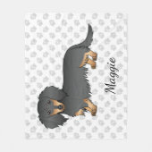Black & Tan Long Hair Dackel Cartoon Dog & Name Fleecedecke (Vorderseite)