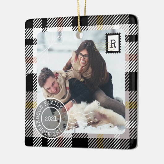 Black Tartan Kariert Delivery Parcel 2 Foto Keramikornament (Links)