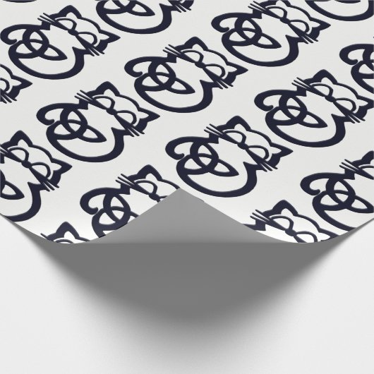 Black Trinity Knot Celtic Cat Wrapping Paper Geschenkpapier (Ecke)
