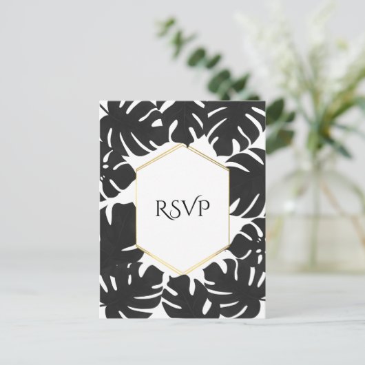 Black Tropical Blätter White & Gold Wedding RSVP Einladungspostkarte (Stehend Vorderseite)