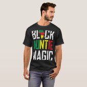 Black Ttie Magic Tante Godmata afrikanische Herkun T-Shirt (Vorne ganz)