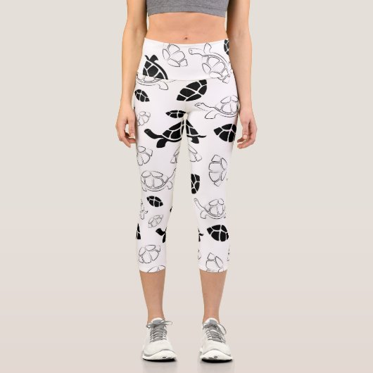 Black Turtle Capri Leggings (Vorderseite)