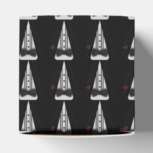 Black Tuxedo mit Bow-Krawatte Geschenkschachtel (Oben)
