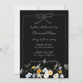 Black Whimsical Hand Drawn Bow Wildblume Hochzeit Einladung (Vorderseite)