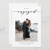 Black Whimsical Script-Foto-Verlobung Ankündigung (Vorne/Hinten)