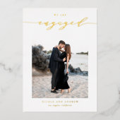 Black Whimsical Script Photo Engagement Folieneinladung (Vorderseite)