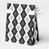 Black, white and grey diamond pattern geschenkschachtel (Rückseite)