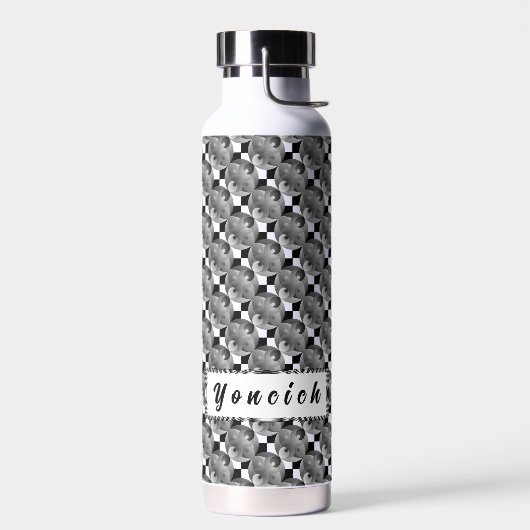 Black & White Balance von Kenneth Yoncich Trinkflasche (Links)