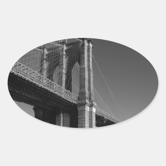 Black & White Brooklyn Bridge Ovaler Aufkleber (Vorderseite)