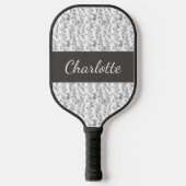 Black White Chic Toile Floral Custom Name Pickleball Schläger (Vorderseite)