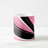 Black & White Curved Streaks on a Pink Background Kaffeetasse (Mittel)