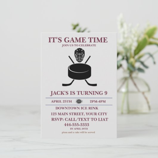 Black&White Customize Ice Hockey Birthday Theme Einladung (Stehend Vorderseite)