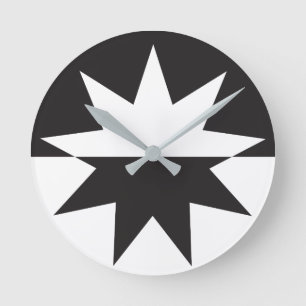 Black White Deco Star Sunburst Runde Wanduhr