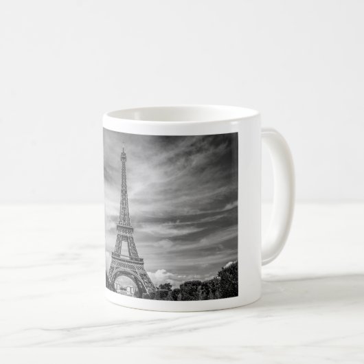 Black & White Eiffel Tower Paris Frankreich Kaffeetasse (VorderseiteRechts)