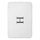 Black White Elegant Modern Monogram Badematte (Vorderseite Vertikal)