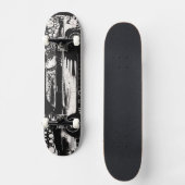 Black & White Flames Classic Skateboard (Vorderseite)