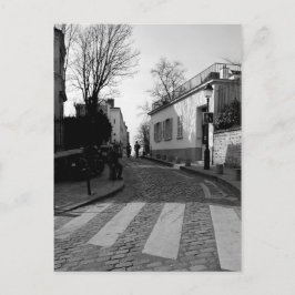 Black & White Foto Cobbled Street in Montmarte Postkarte