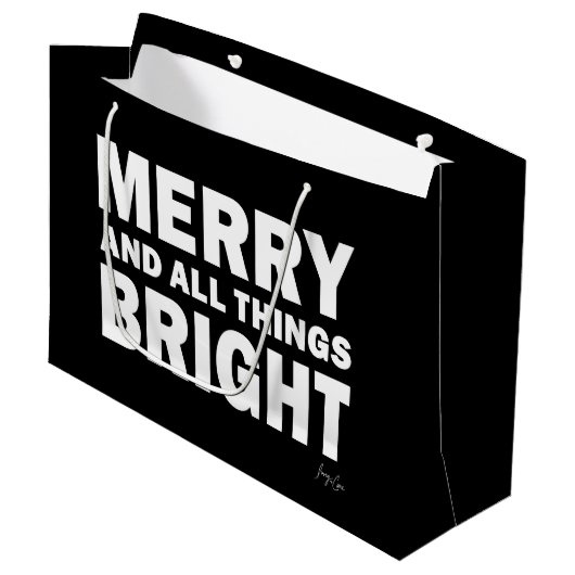 Black & White Gift Bag | Merry & All Things Bright Große Geschenktüte (Vorderseite Schrägansicht)