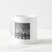 Black White London Tower Bridge Kaffeetasse (Vorderseite Links)