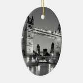 Black White London Tower Bridge Keramikornament (Rechts)