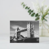 Black & White London Tower Bridge Postkarte (Stehend Vorderseite)
