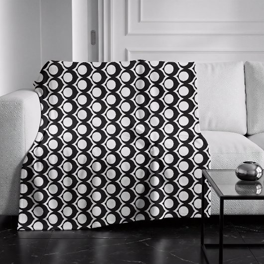 Black White Modern Geometric Pattern  Fleecedecke