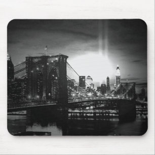 Black & White New York Skyline Mousepad