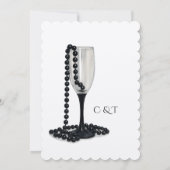 Black & White Pearl Champagne Glass Wedding Einladung (Rückseite)