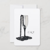 Black & White Pearl Champagne Glass Wedding RSVP Karte (Rückseite)